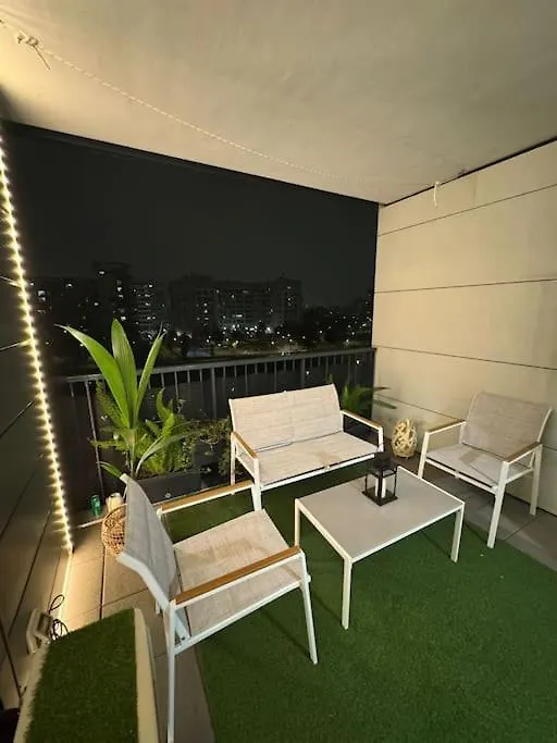 Oasi Di Relax Con Box Privato E Balcone, Vicino M1 Διαμέρισμα Μιλάνο Ιταλία