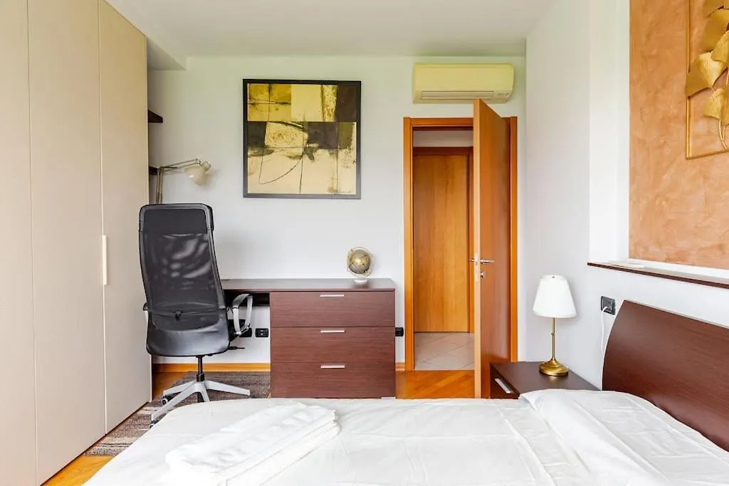 Oasi Di Relax Con Box Privato E Balcone, Vicino M1 Διαμέρισμα Μιλάνο 0*,